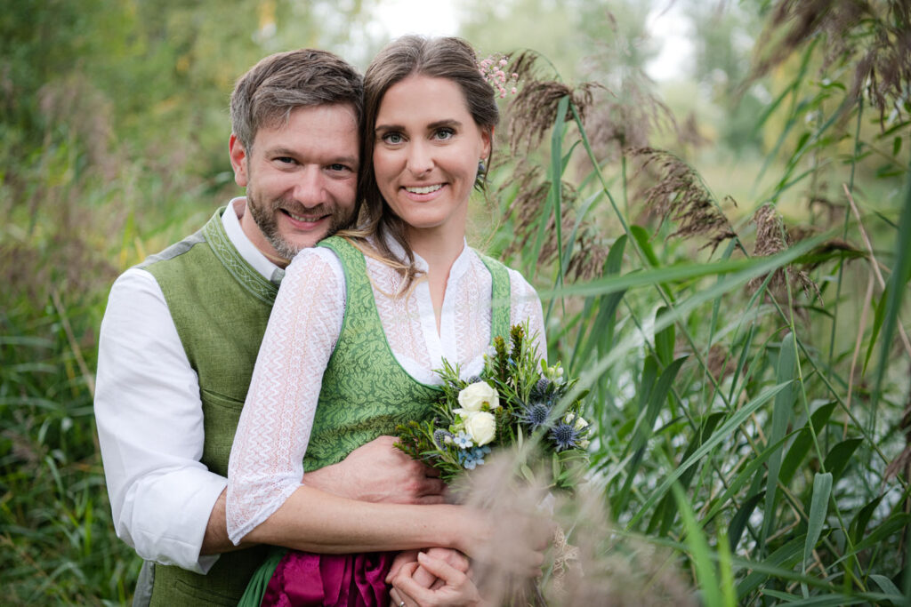 Hochzeitsfotos am Happinger See bei Rosenheim - Hochzeitsfotograf in München buchen