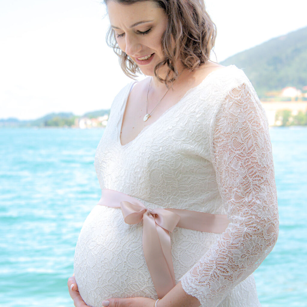 Brautpaarportrait zum Feedback über meine Hochzeitsbilder aus München - Hochzeitsfotograf München Empfehlung